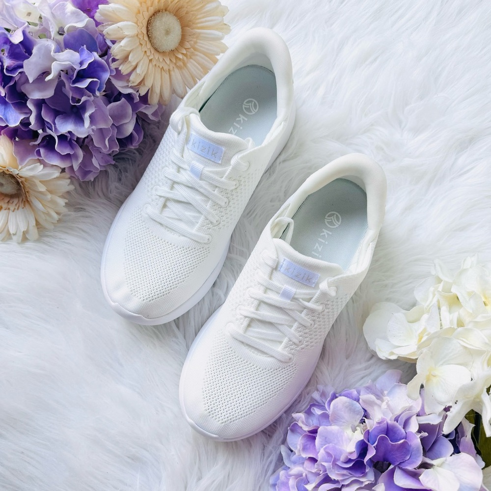 Kizik Lima Sneakers | Eggshell White